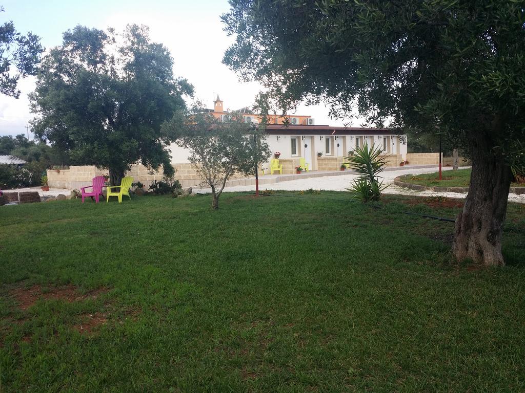 Agriturismo "Terra D'Ulivi" Порто-Чезарео Экстерьер фото