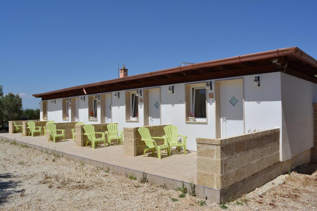 Agriturismo "Terra D'Ulivi" Порто-Чезарео Экстерьер фото