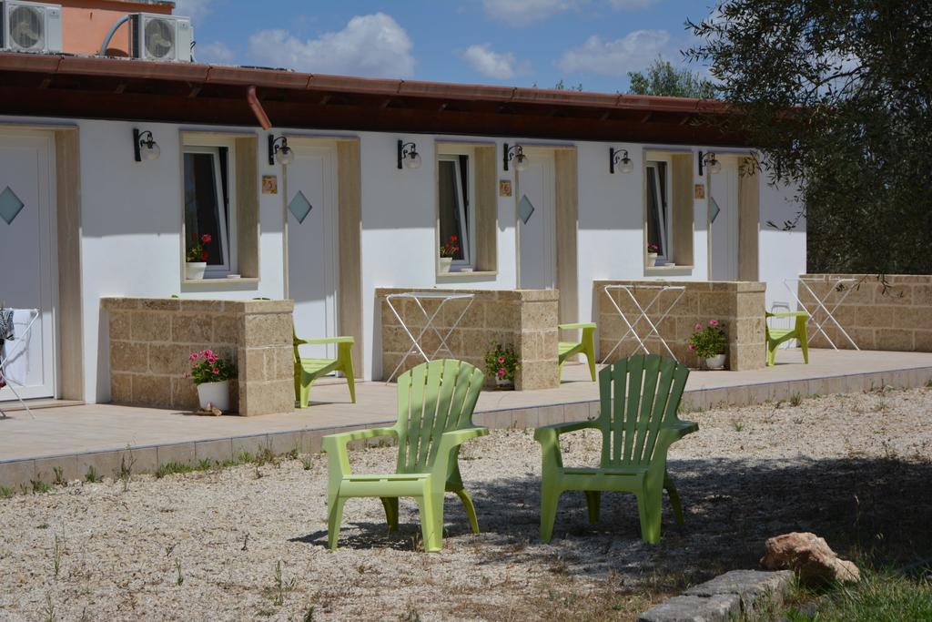 Agriturismo "Terra D'Ulivi" Порто-Чезарео Экстерьер фото